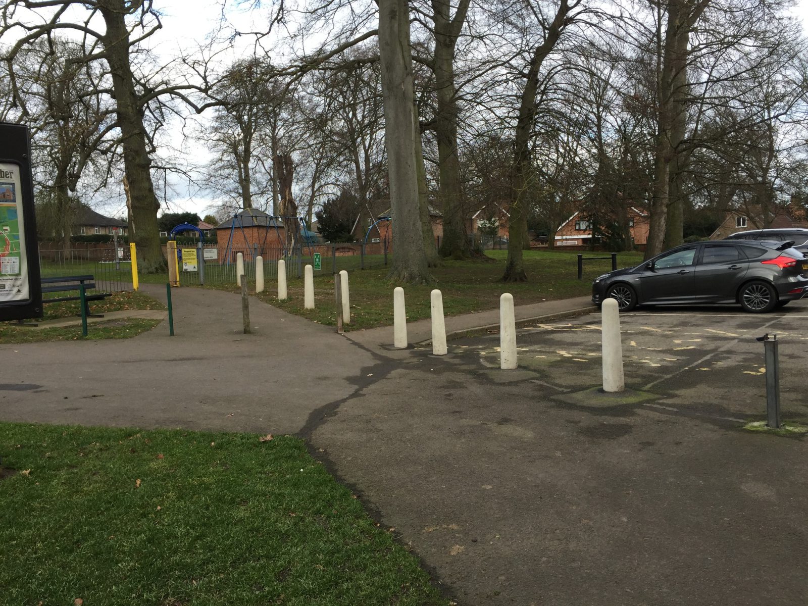 Replacing the bollards at Baysgarth House